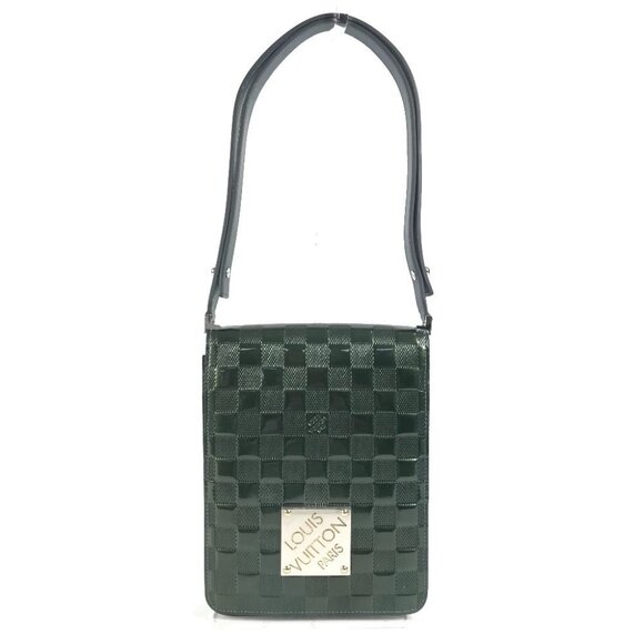 LOUIS VUITTON M92128 Damier-Vernis club Flap shoulder bag - Picture 1 of 16